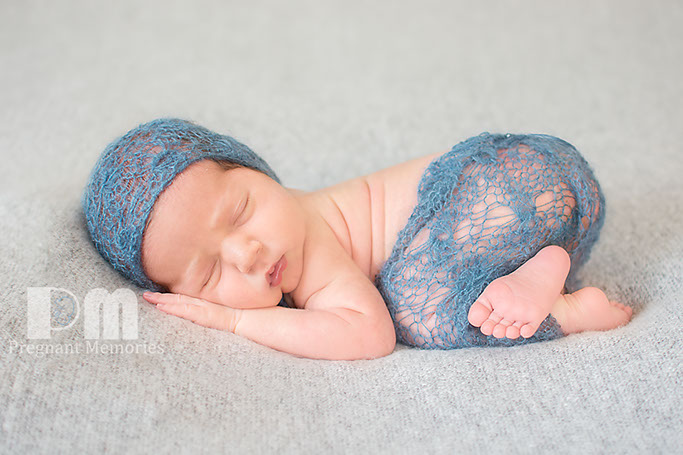 Gold Coast  Mobile Newborn Photographer