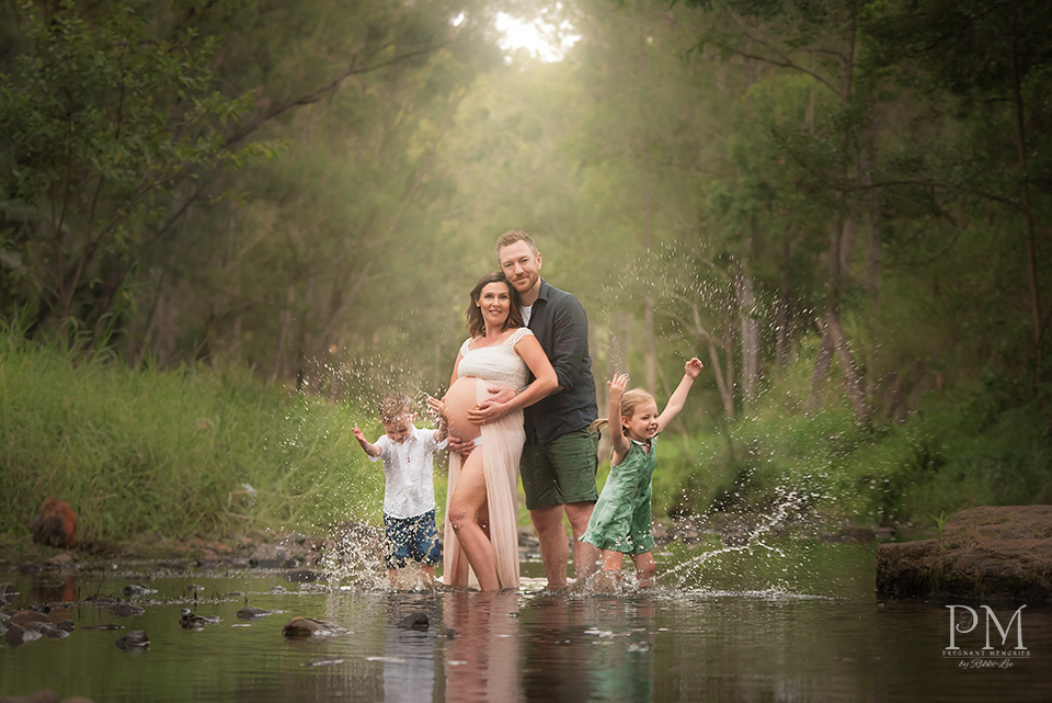 Pregnant Memories Creek Photos on the Gold Coast. Meg