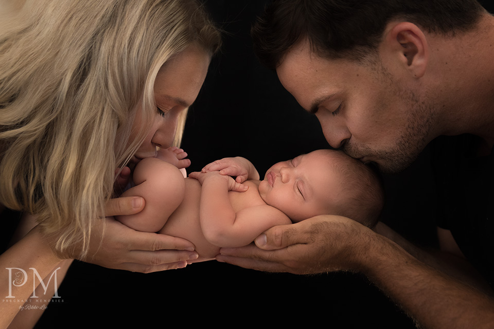 Best Newborn Photography on the Gold Coast.